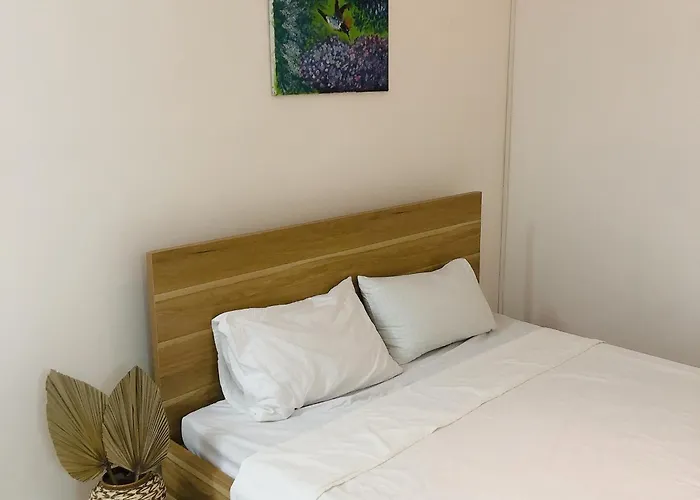 Li Homestay 134 Tran Binh, My Dinh, Nam Tu Liem, Ha Noi